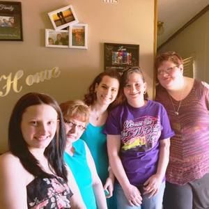 Meet your Posher, Phoebe